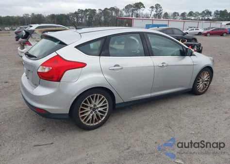 2014 Ford Focus Titanium из США, поврежденный, VIN 1FADP3N24EL269770